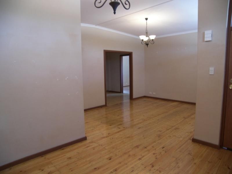 481 Bridge Road, Para Hills SA 5096