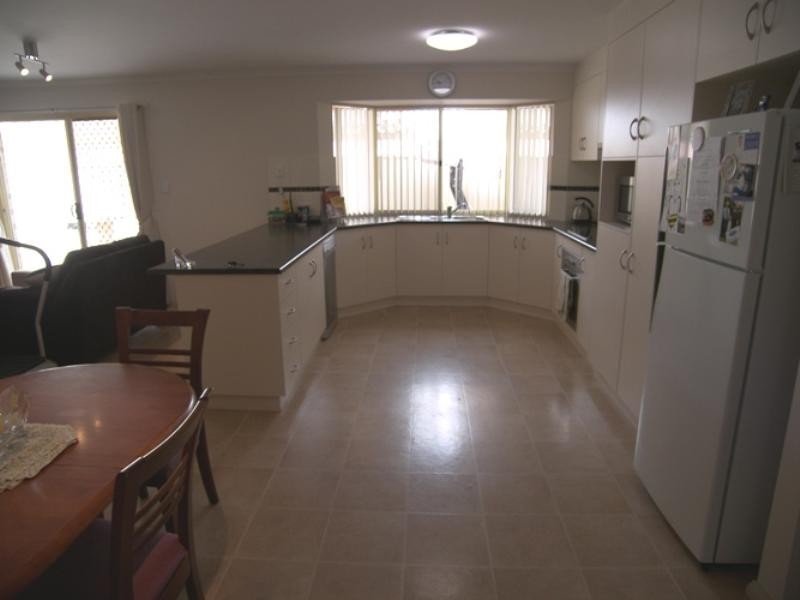 9 Navigator Parade, Smithfield SA 5114