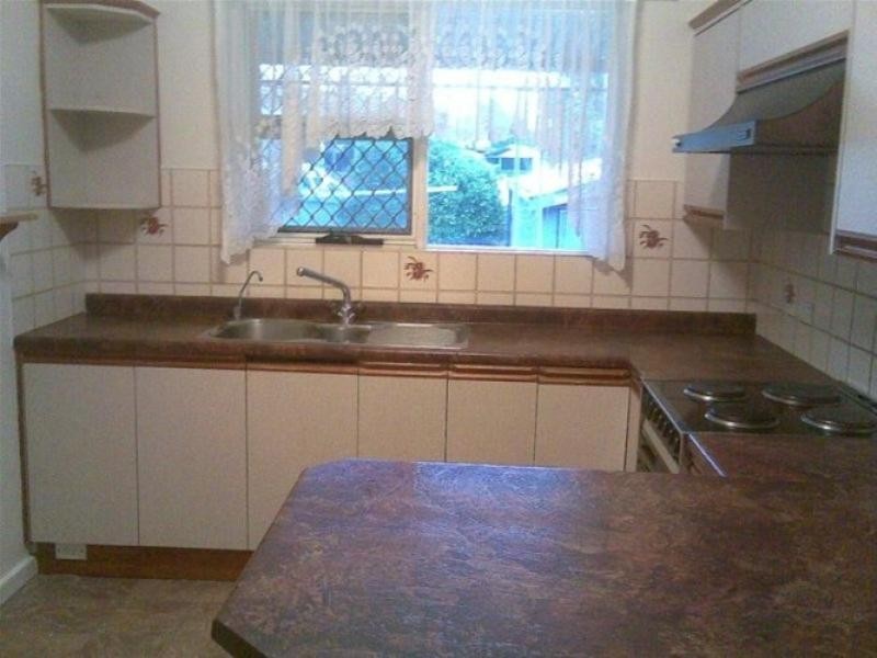 13 Miller Avenue, Para Hills SA 5096