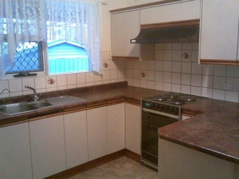 13 Miller Avenue, Para Hills SA 5096