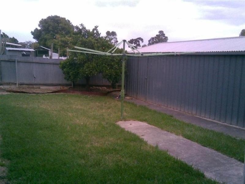 13 Miller Avenue, Para Hills SA 5096