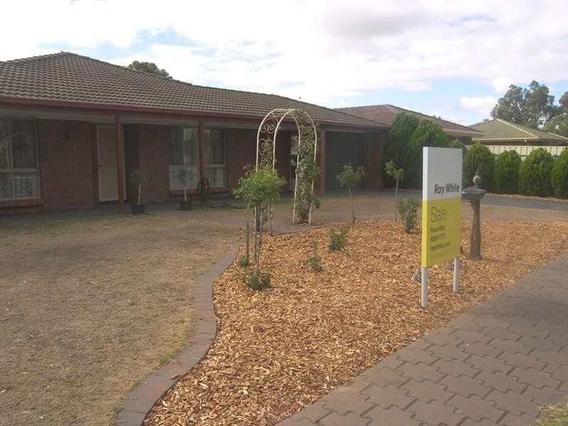 11 McQueen Court, Paralowie SA 5108