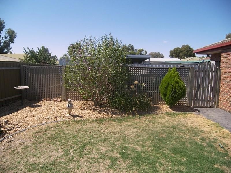 11 McQueen Court, Paralowie SA 5108