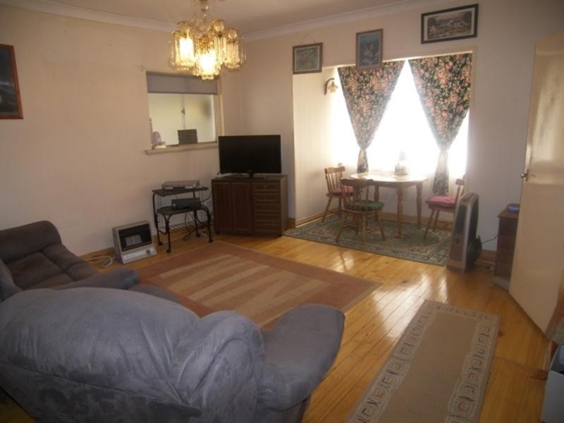 25 Pankala Road, Para Hills SA 5096