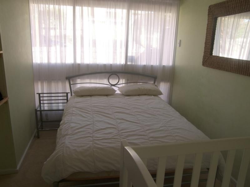 1 Capri Court, Para Hills SA 5096