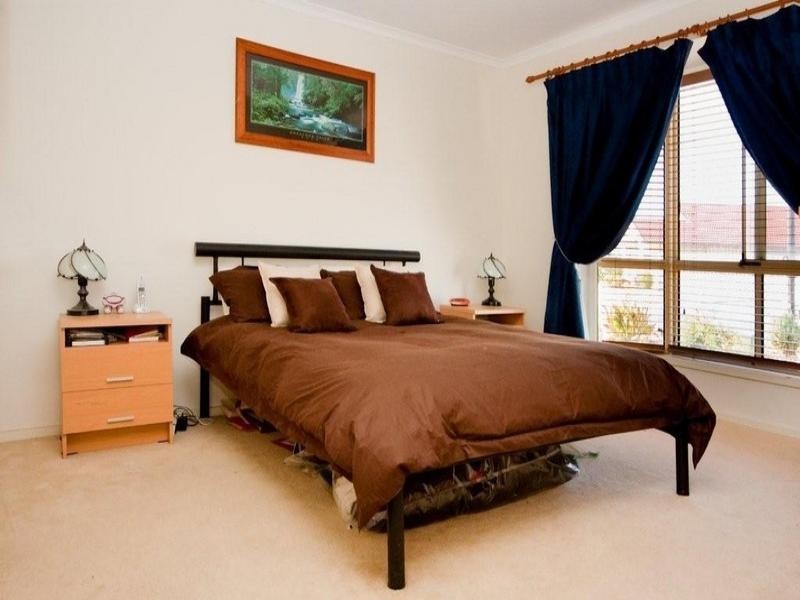 16 Heathpool Street, Burton SA 5110