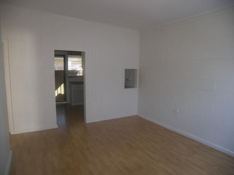 8/16 Barcoo Road, Para Hills SA 5096