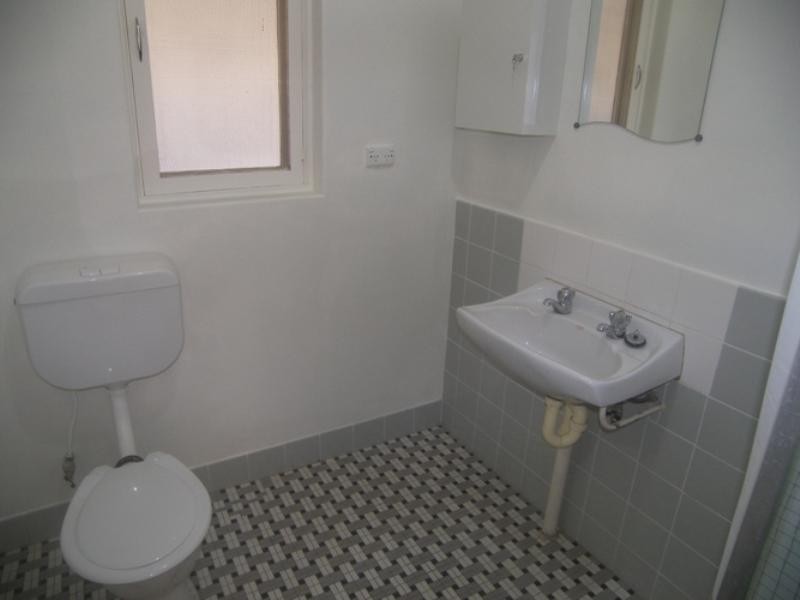 8/16 Barcoo Road, Para Hills SA 5096