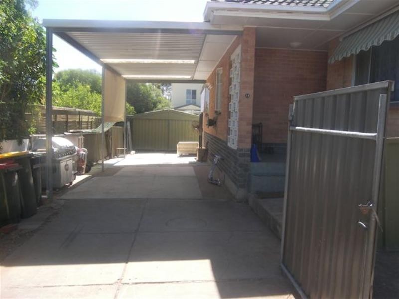 16 Parslow Road, Para Hills SA 5096