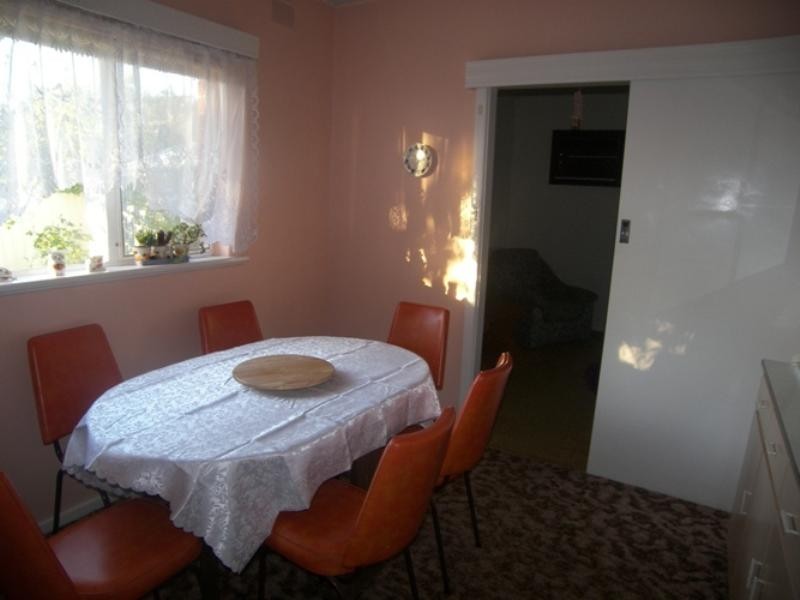 62 Milne Road, Para Hills SA 5096