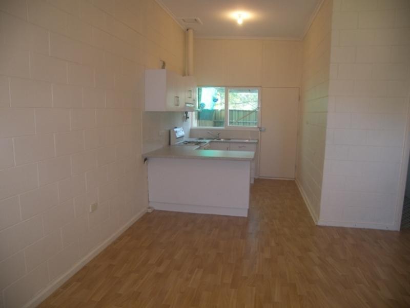 2/16 Barcoo Road, Para Hills SA 5096