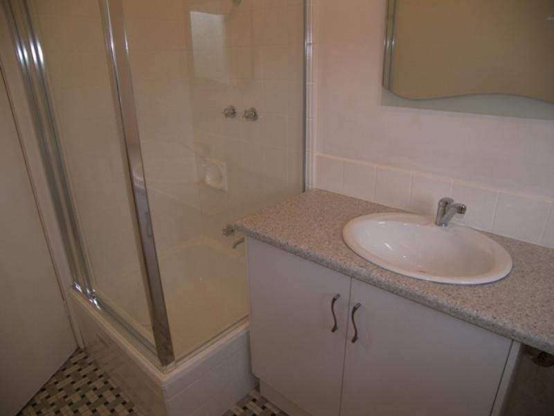 2/16 Barcoo Road, Para Hills SA 5096