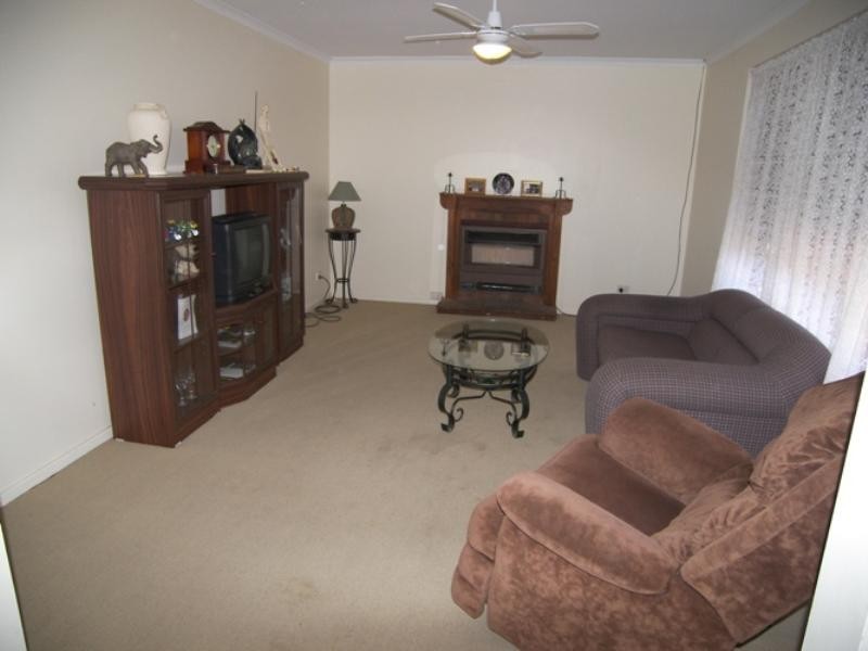 16 Denver Drive, Parafield Gardens SA 5107