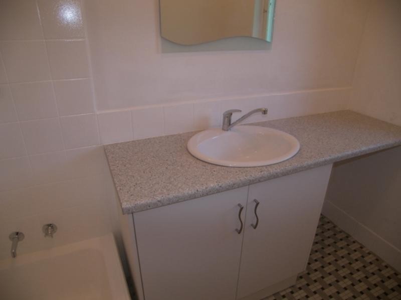 2/16 Barcoo Road, Para Hills SA 5096