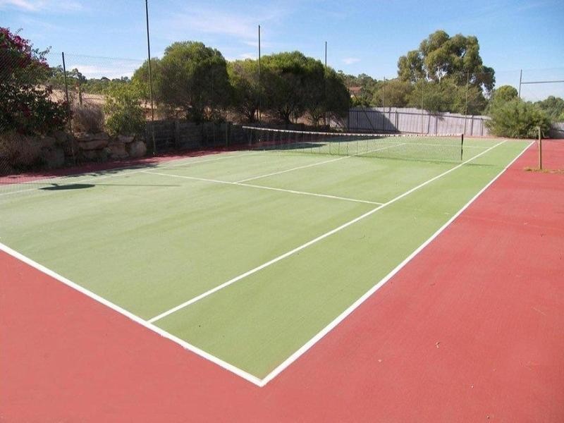 64 Coomurra Drive, Salisbury Heights SA 5109