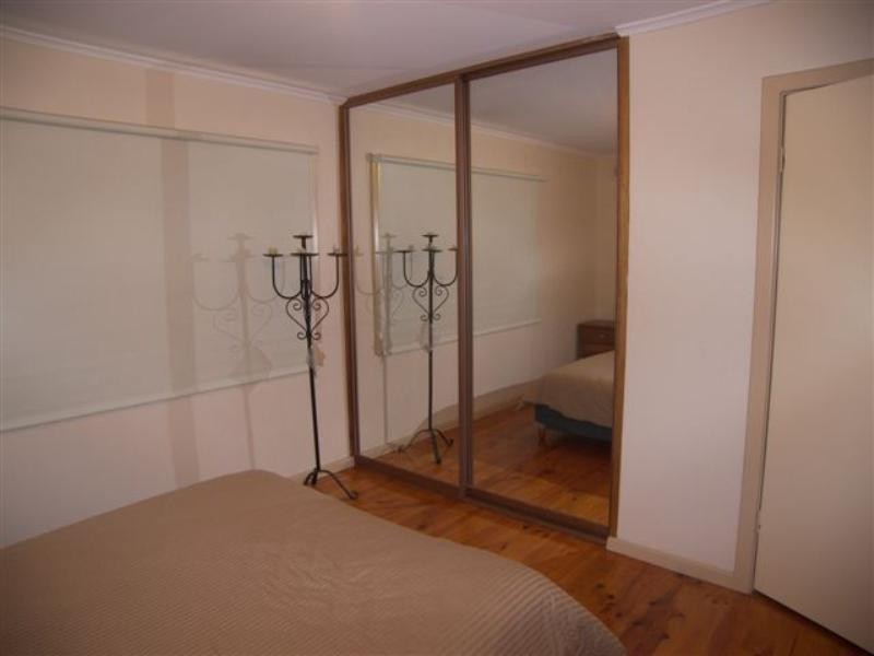 10 Redhill Road, Para Vista SA 5093