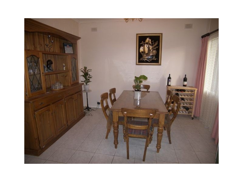 19 Gwender Terrace, Para Hills SA 5096