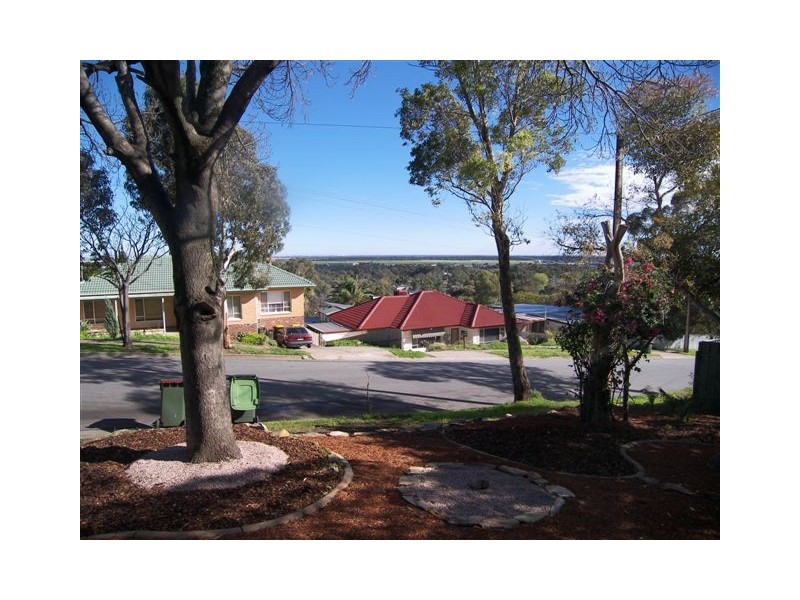 19 Gwender Terrace, Para Hills SA 5096