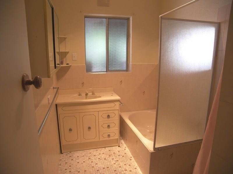 325 Bridge Road, Para Hills SA 5096