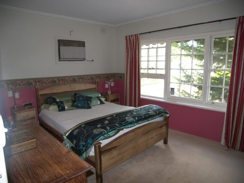 31 Paramount Road, Salisbury Downs SA 5108