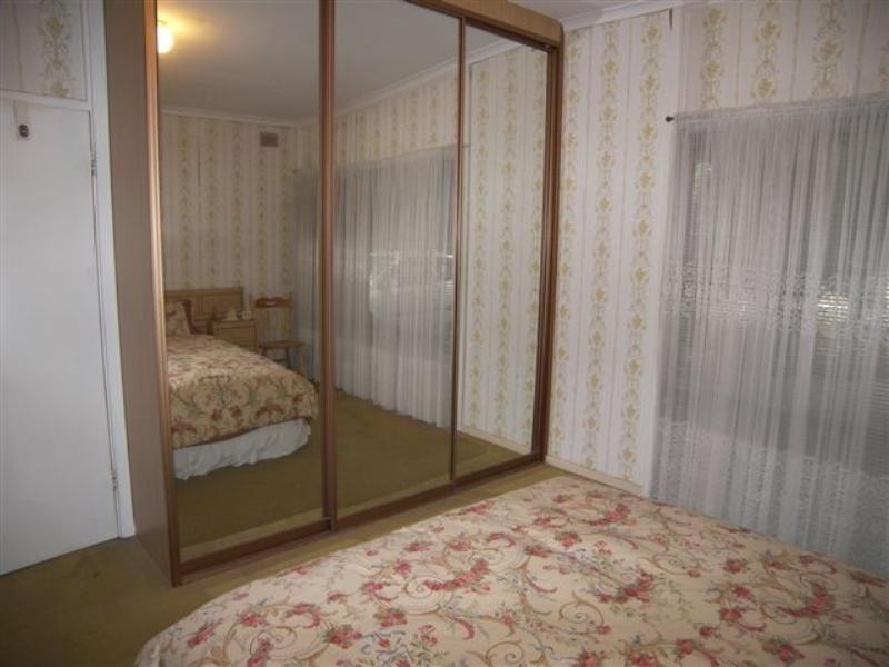 15 Williamson Road, Para Hills SA 5096