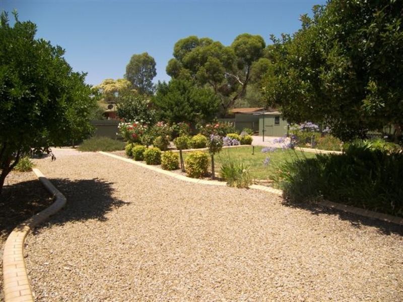 5 Harmer Court, Para Hills West SA 5096