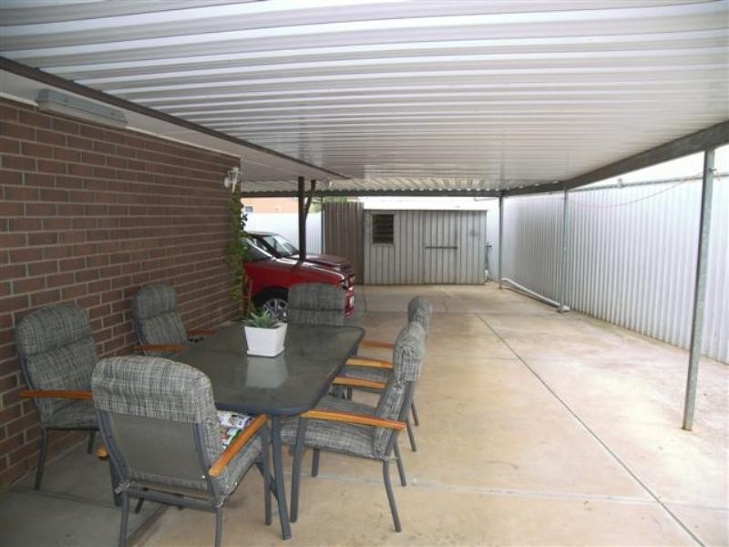 5 Finchley Close, Salisbury Downs SA 5108