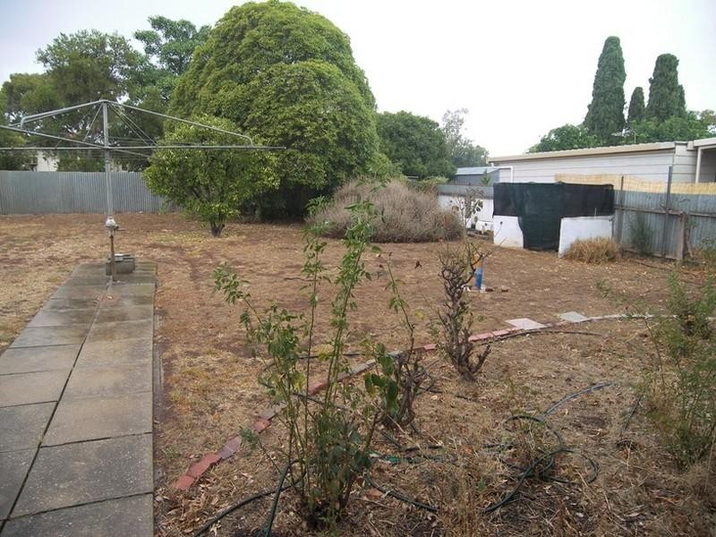 19 Todd Road, Para Hills SA 5096