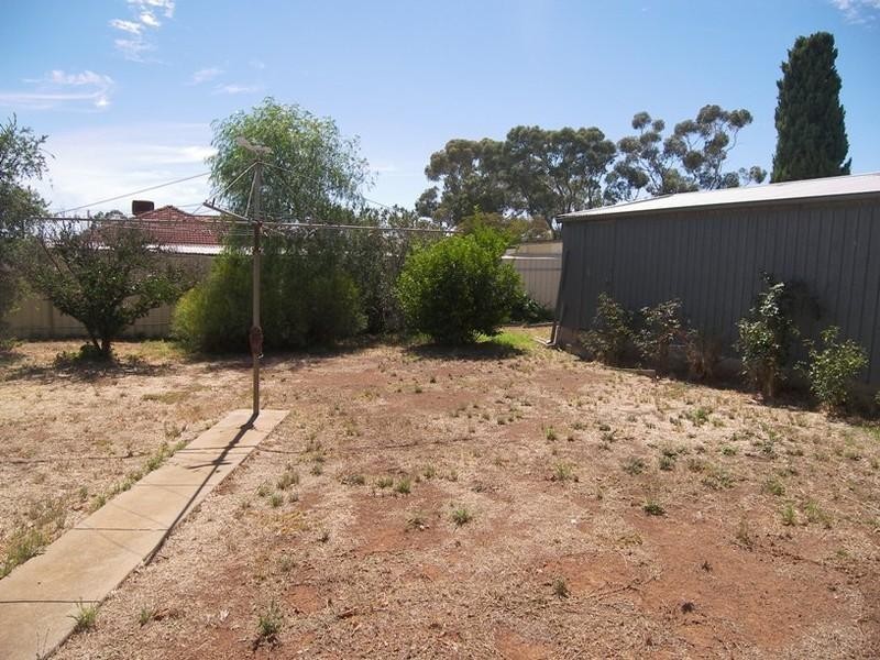 28 Leabrook Drive, Para Hills SA 5096