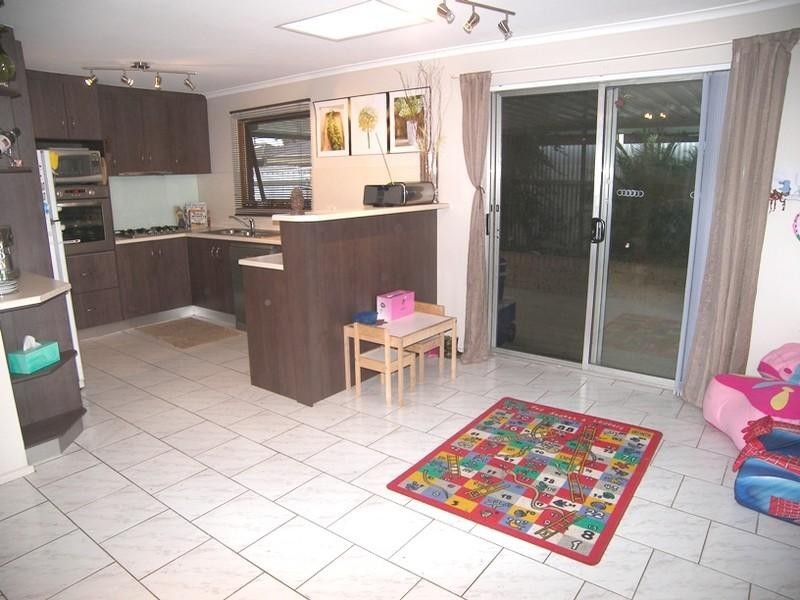 6 Etuna Street, Para Hills West SA 5096