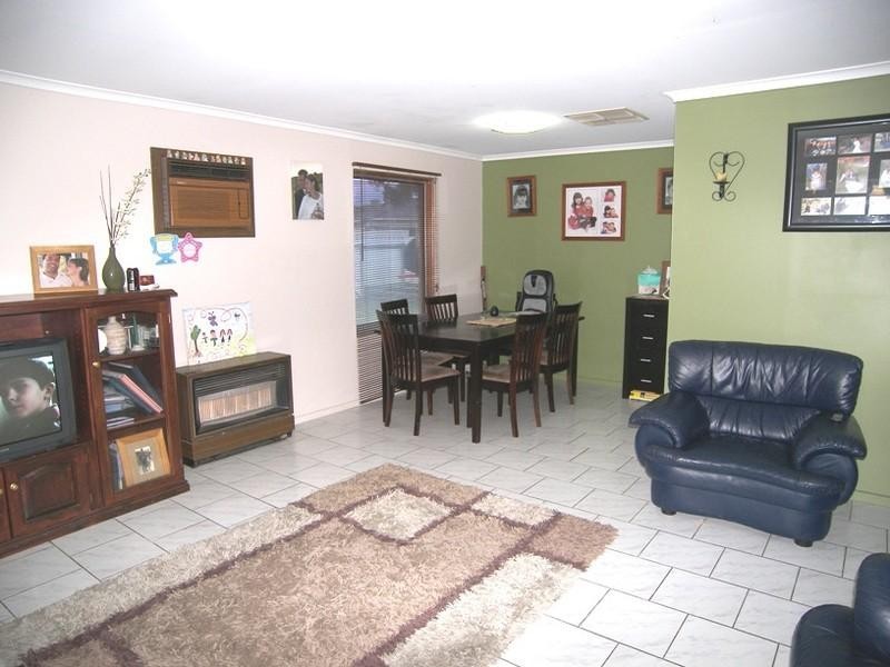 6 Etuna Street, Para Hills West SA 5096