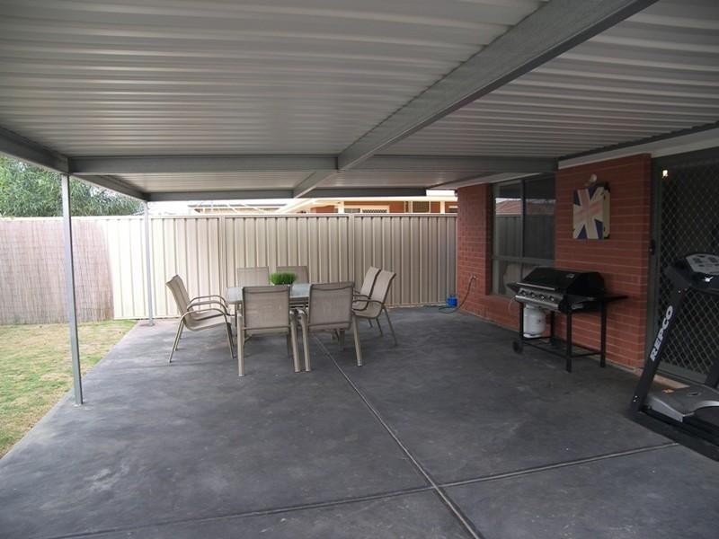 27 Banff Street, Burton SA 5110