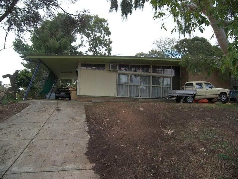 2 Julie Road, Para Hills SA 5096