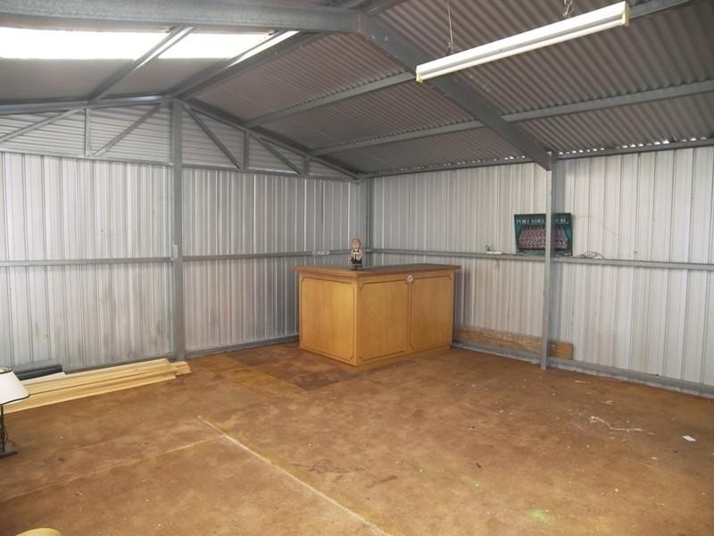 8 Sundale Avenue, Para Hills SA 5096