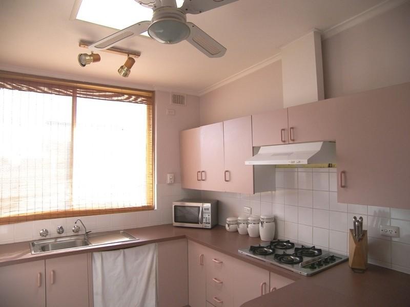 15 Gwender Terrace, Para Hills SA 5096