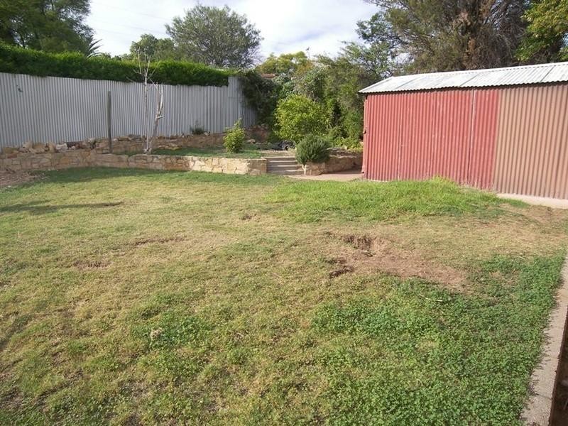 15 Gwender Terrace, Para Hills SA 5096