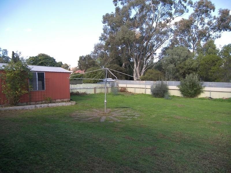 15 Barcoo Road, Para Hills SA 5096