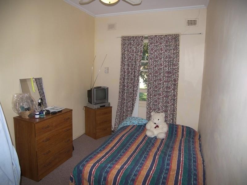 30 Barrow Crescent, Elizabeth Vale SA 5112