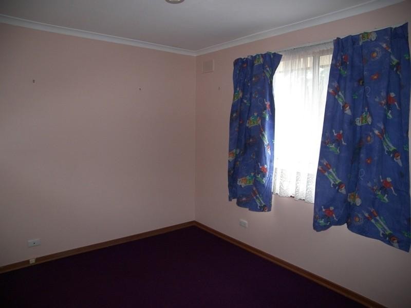 13 Broughton Road, Elizabeth Vale SA 5112