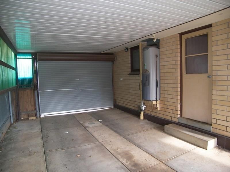 13 Broughton Road, Elizabeth Vale SA 5112