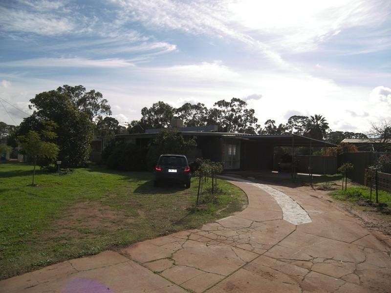 4 Williamson Road, Para Hills SA 5096
