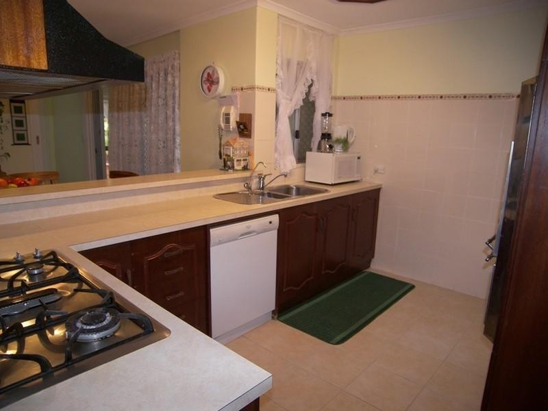 33 McKenzie Crescent, Gulfview Heights SA 5096