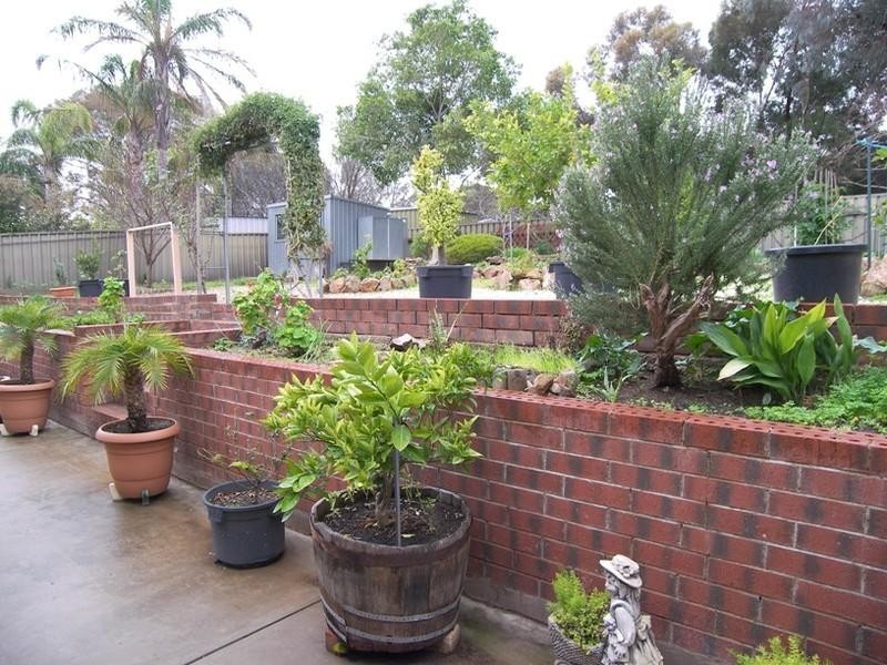 33 McKenzie Crescent, Gulfview Heights SA 5096