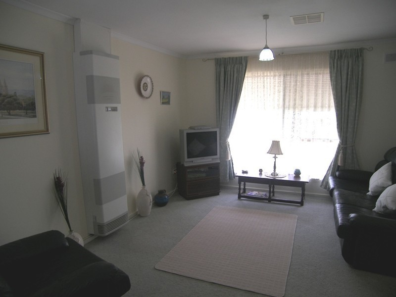 38 Wynn Vale Drive, Gulfview Heights SA 5096