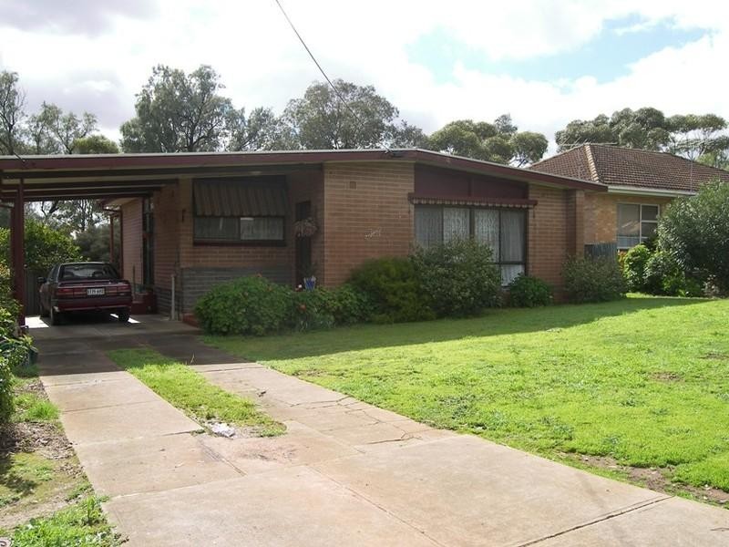 10 River Drive, Para Hills SA 5096