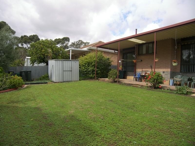 10 River Drive, Para Hills SA 5096