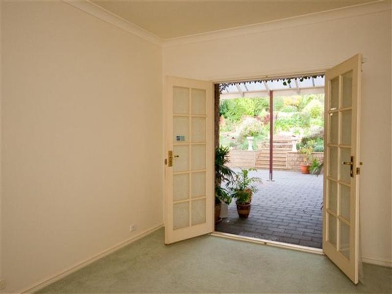 1 Waterview Crescent, Gulfview Heights SA 5096