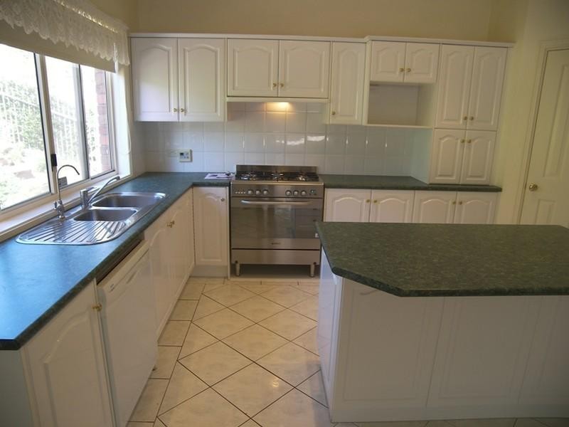 1 Waterview Crescent, Gulfview Heights SA 5096