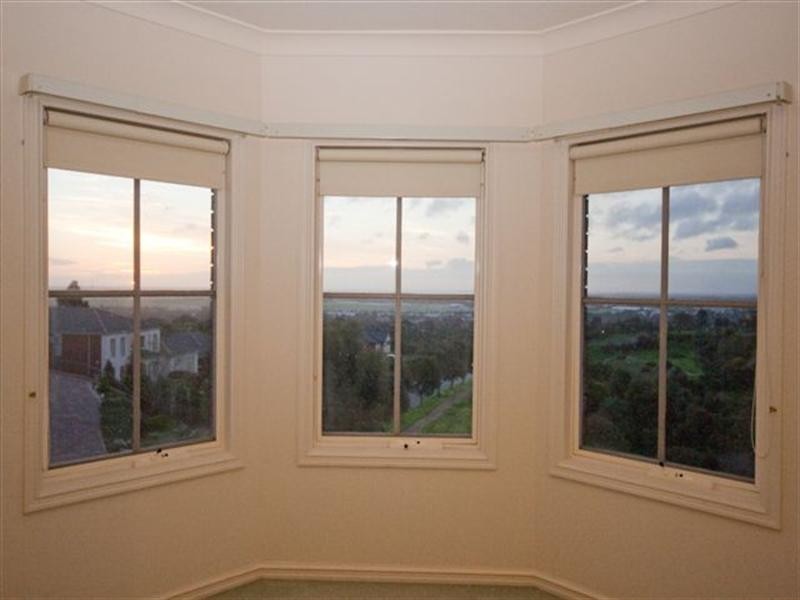 1 Waterview Crescent, Gulfview Heights SA 5096