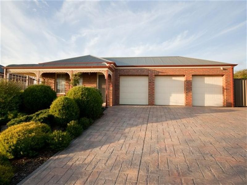 1 Waterview Crescent, Gulfview Heights SA 5096